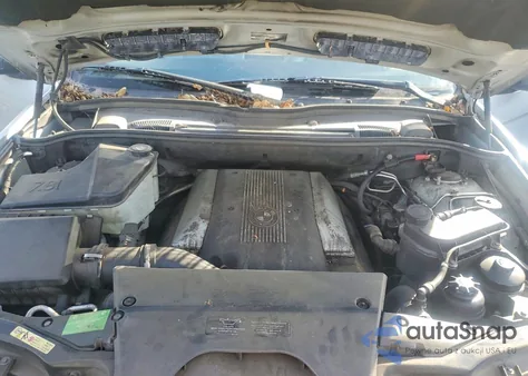 2000 BMW X5 4.4I z USA, uszkodzony, nr VIN WBAFB3349YLH01327